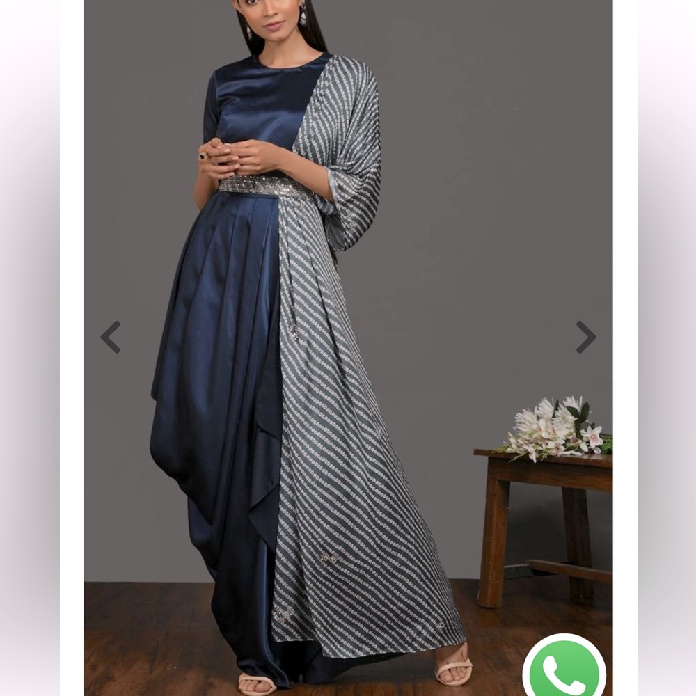 Beautiful silk great fabric quality indo western gown. Wore it for like 3 hours.